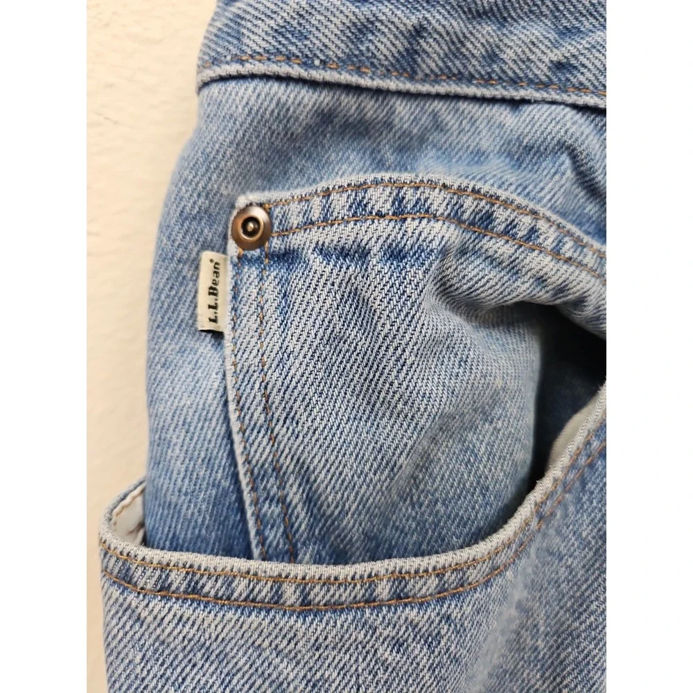 LL Bean  Jeans 38x30 Men's Relaxed Fit Straight Leg Medium Wash
